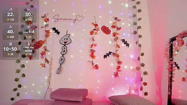 Snapshot of SamHill_1 chatting on October 30, 3:41 am SamHill 1 online show from October 30, 3:41 am