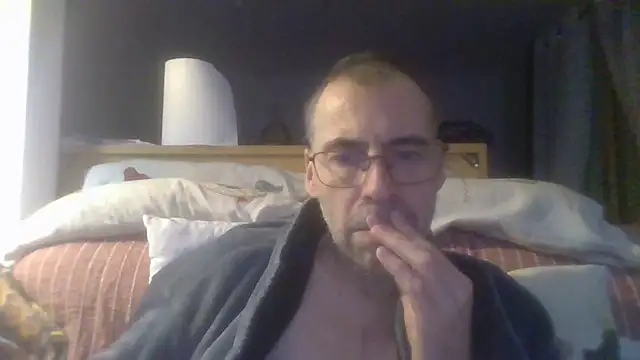 ptitcanard60600 online show from December 14, 11:09 pm