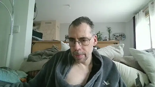 ptitcanard60600 online show from February 22, 3:54 pm