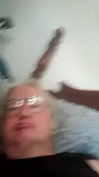 Snapshot of graham1980 chatting on September 29, 6:46 pm graham1980 online show from September 29, 6:46 pm