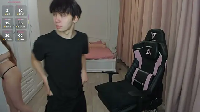 lil cassie online show from October 24, 4:42 am