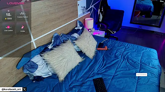 KAROL-SCOTT online show from October 7, 7:55 pm