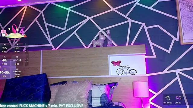 KAROL-SCOTT online show from November 4, 8:30 pm