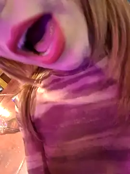 Snapshot of Evehampy chatting on January 12, 11:15 pm Evehampy online show from January 12, 11:15 pm