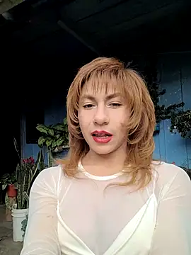 Snapshot of Evehampy chatting on June 18, 9:30 pm Evehampy online show from June 18, 9:30 pm