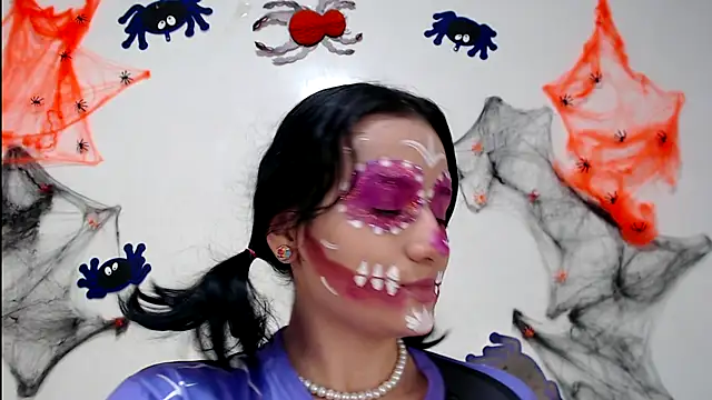 Sisirojas online show from October 14, 8:31 pm