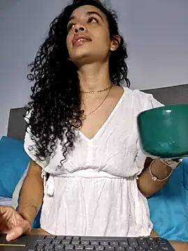 angela  98 online show from July 7, 1:04 pm