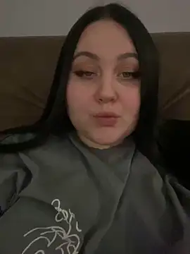 ihaveasecret  online show from December 13, 6:38 pm