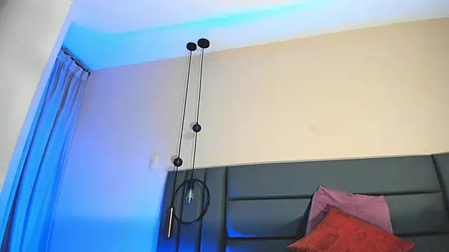 NoraDasilva online show from November 8, 11:14 pm