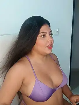 kiara-evans02 online show from September 25, 10:24 pm