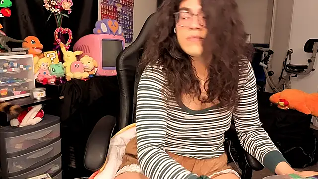 ShinyCherub online show from October 17, 10:29 am