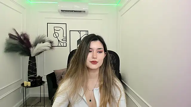 AnneTLi online show from November 21, 3:16 am