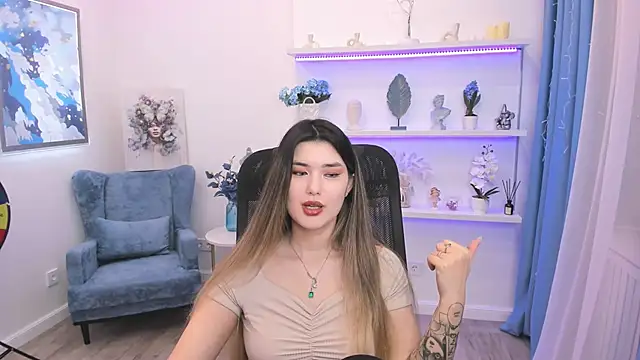 AnneTLi online show from January 11, 3:22 am