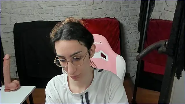 Snapshot of Mayala__ chatting on March 29, 5:35 pm Mayala online show from March 29, 5:35 pm