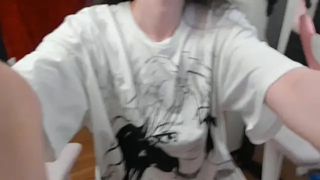 Snapshot of Mayala__ chatting on April 10, 6:23 pm Mayala online show from April 10, 6:23 pm