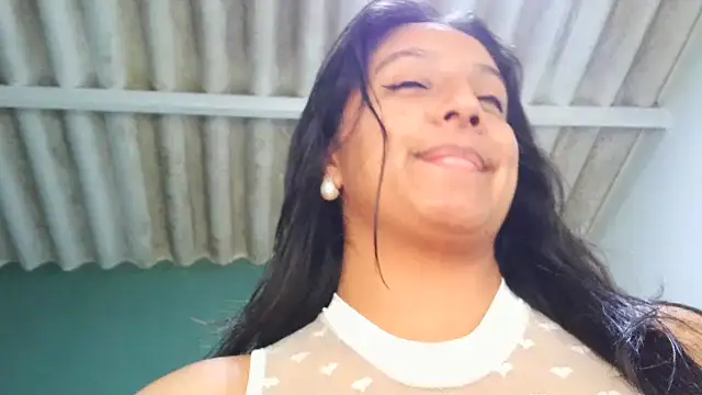 almaswan1 online show from October 15, 6:52 pm