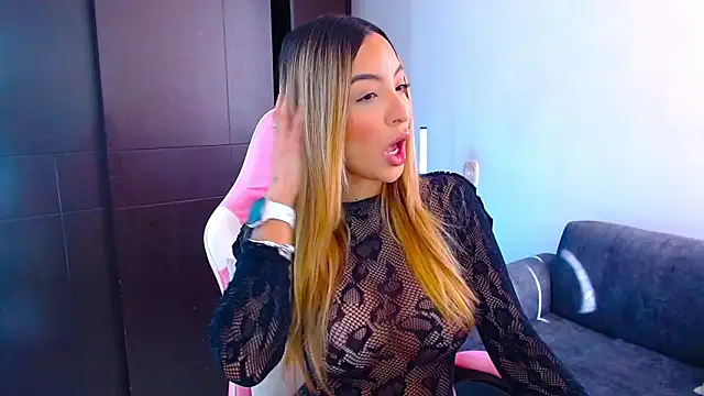 im grecia online show from March 25, 12:55 pm