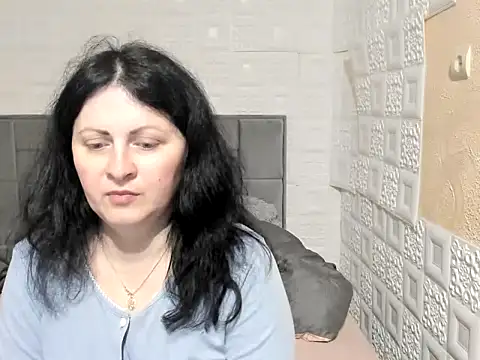 Lillian2 online show from March 16, 9:16 am