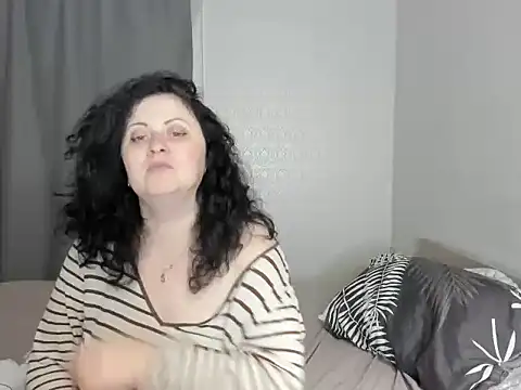 Lillian2 online show from September 26, 7:51 pm