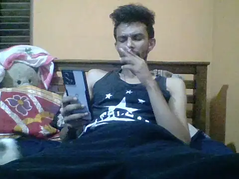 Rusiru32 online show from December 16, 11:21 pm