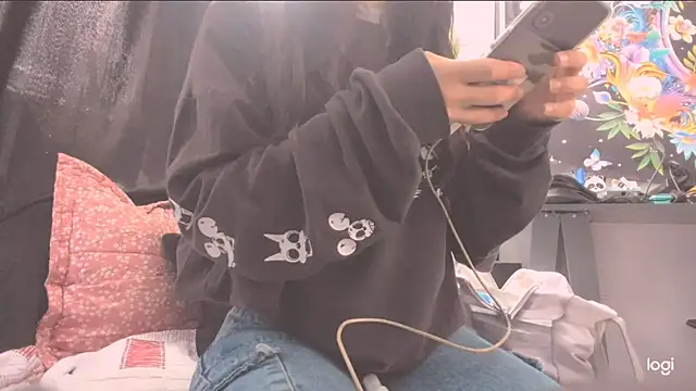 MYFAVOURITESTRAGER online show from February 26, 4:17 pm