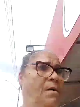 Snapshot of Delicy1 chatting on December 3, 1:10 pm Delicy1 online show from December 3, 1:10 pm