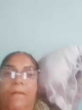 Snapshot of Delicy1 chatting on December 9, 9:05 pm Delicy1 online show from December 9, 9:05 pm