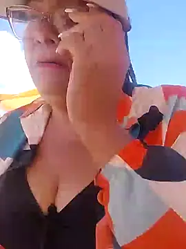 Snapshot of Delicy1 chatting on December 28, 12:56 pm Delicy1 online show from December 28, 12:56 pm