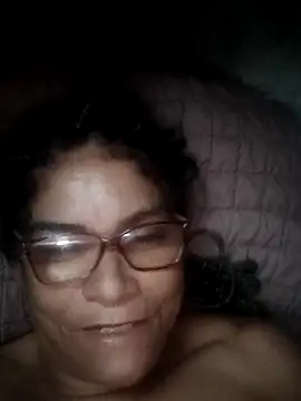 Snapshot of Delicy1 chatting on February 24, 10:04 am Delicy1 online show from February 24, 10:04 am