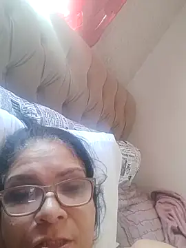 Snapshot of Delicy1 chatting on February 15, 12:25 pm Delicy1 online show from February 15, 12:25 pm