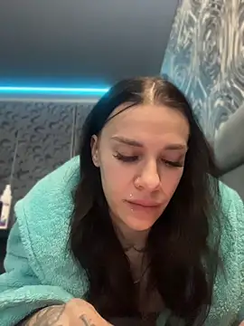 Queen of pain online show from April 8, 8:03 am