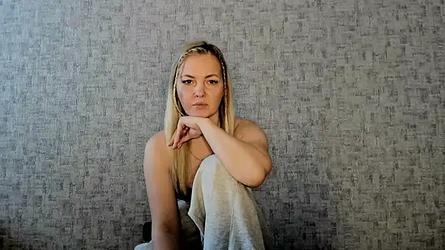 iam Venus online show from February 23, 11:51 am