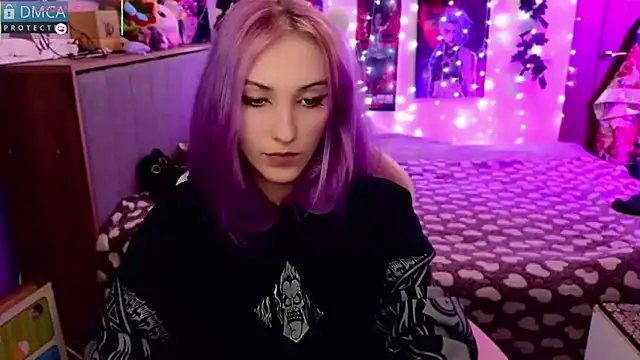 Violet Noir online show from January 24, 6:57 am