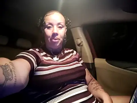 Snapshot of assonphatphat chatting on November 20, 3:39 am assonphatphat online show from November 20, 3:39 am