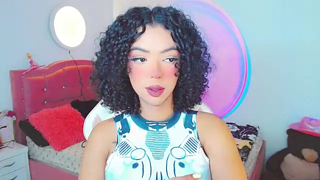 Tanedra collings online show from January 12, 2:28 am