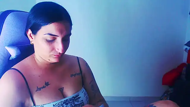 liz dirty online show from May 31, 10:33 pm
