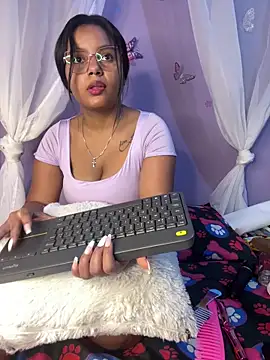 Aleja DANS online show from March 29, 2:17 pm