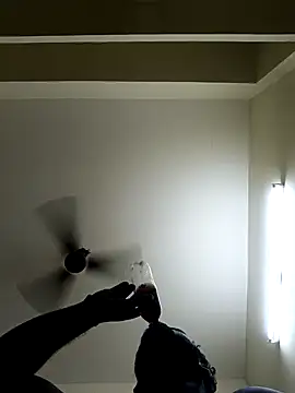 Snapshot of Tamil_paiyan012 chatting on January 12, 5:54 pm Tamil paiyan012 online show from January 12, 5:54 pm