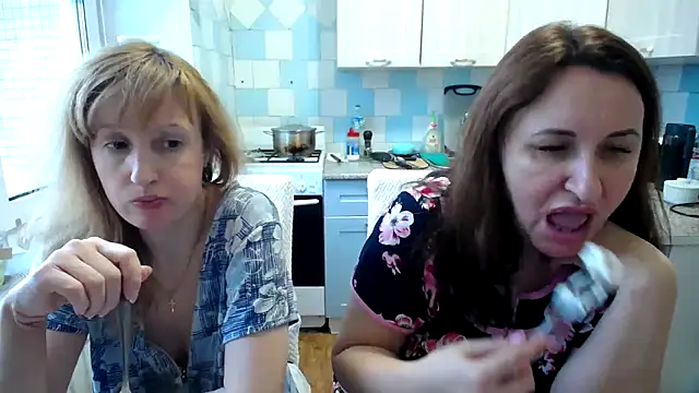 DonnaMagdalena online show from January 23, 11:04 am