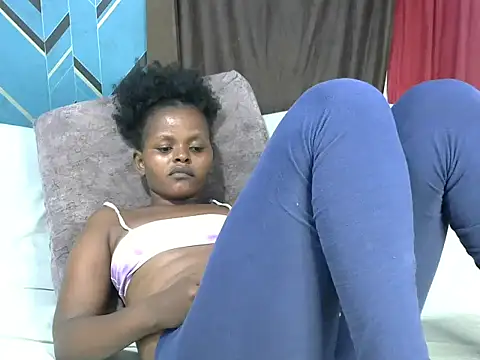 Snapshot of Lusty_vybez chatting on February 12, 4:22 pm Lusty vybez online show from February 12, 4:22 pm