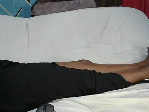 Snapshot of Lusty_vybez chatting on February 15, 1:53 am Lusty vybez online show from February 15, 1:53 am