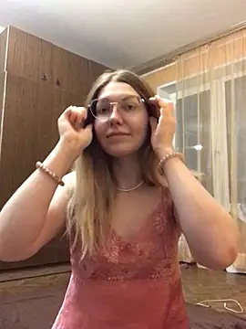 Snapshot of _Sweet_Love_ chatting on December 8, 11:51 pm Sweet Love online show from December 8, 11:51 pm