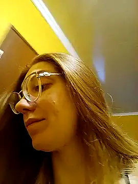 Snapshot of _Sweet_Love_ chatting on February 16, 1:38 pm Sweet Love online show from February 16, 1:38 pm