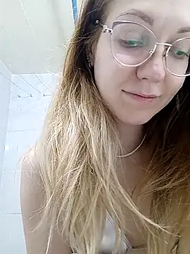 Snapshot of _Sweet_Love_ chatting on February 25, 10:39 pm Sweet Love online show from February 25, 10:39 pm