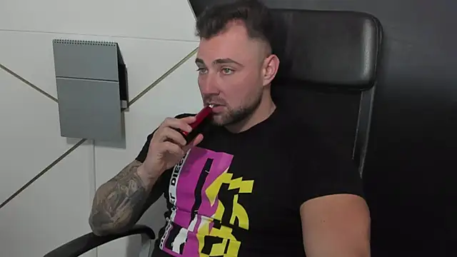 DuncanStone online show from March 7, 9:07 am