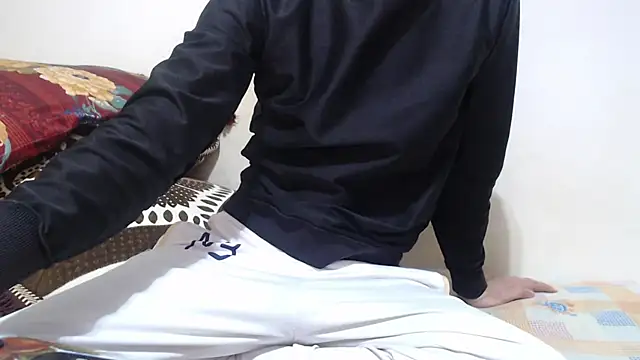 Alexdelarge323 online show from April 9, 2:44 pm