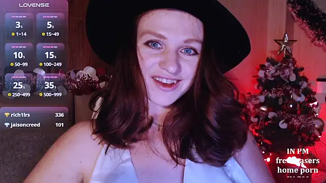 Cassie Wild online show from December 11, 3:05 pm
