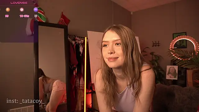 Snapshot of TataCoy chatting on January 21, 9:13 am TataCoy online show from January 21, 9:13 am