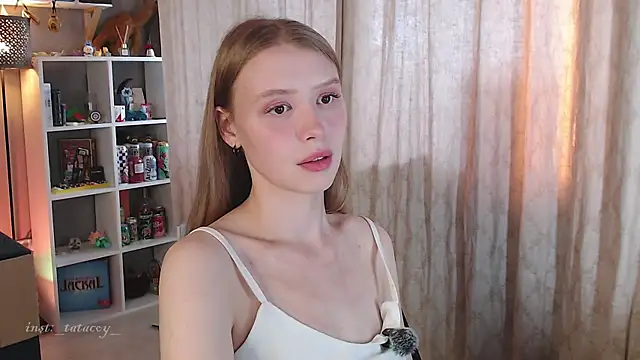 Snapshot of TataCoy chatting on September 9, 12:05 pm TataCoy online show from September 9, 12:05 pm