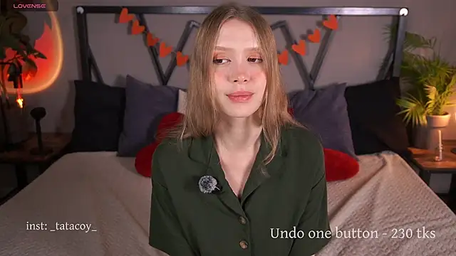 Snapshot of TataCoy chatting on September 18, 1:35 pm TataCoy online show from September 18, 1:35 pm